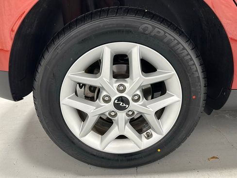 Used 2024 Kia Soul LX w/ Option Group 015 image 59