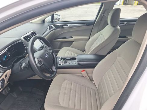 Used 2020 Ford Fusion SE w/ Fleet SE Value Package FWD image 11