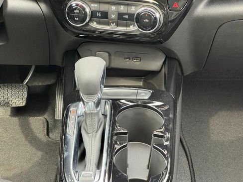 New 2026 Chevrolet Trax ACTIV w/ Sunroof Package image 32