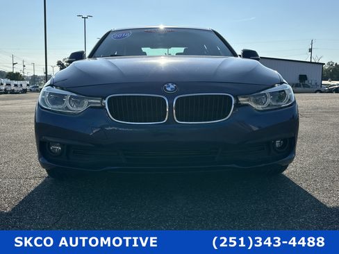 Used 2018 BMW 320i Sedan image 8