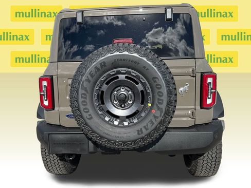 New 2025 Ford Bronco Outer Banks w/ Sasquatch Package image 14