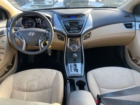 Used 2013 Hyundai Elantra GLS w/ Preferred Pkg image 9