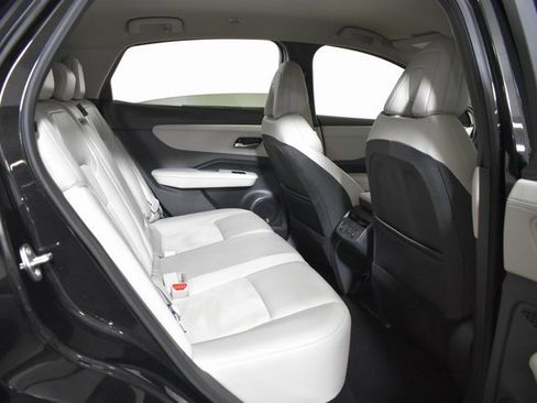 Certified 2023 Nissan Ariya ENGAGE e-4ORCE image 34