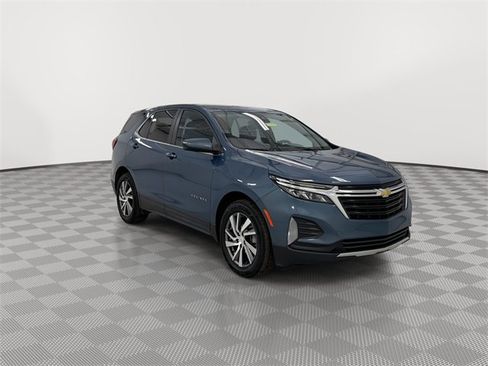 Certified 2024 Chevrolet Equinox LT w/ LPO, Floor Liner Package image 2