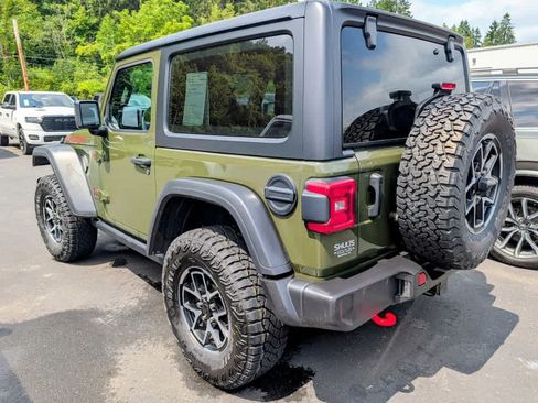 Used 2024 Jeep Wrangler Rubicon AWD/4WD image 2