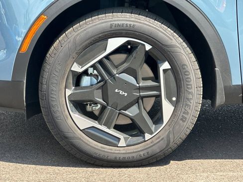 Certified 2026 Kia Sportage S AWD/4WD image 24