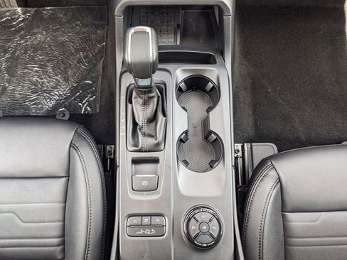 New 2025 Ford Ranger Lariat w/ FX4 Off-Road Package image 18