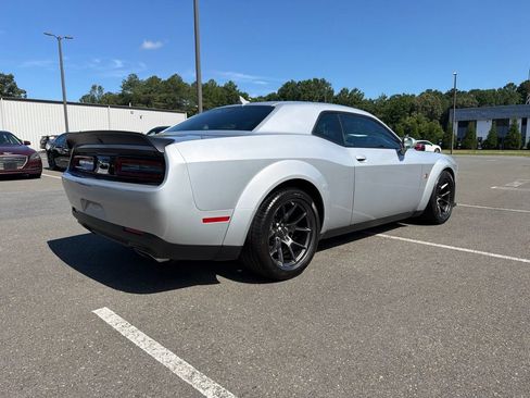 Used 2023 Dodge Challenger R/T Scat Pack RWD image 5