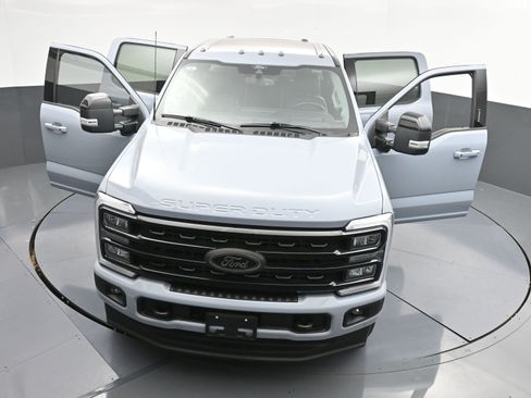 Used 2024 Ford F250 Lariat w/ Lariat Ultimate Package image 42