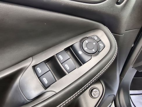 New 2025 Buick Encore GX Avenir w/ Avenir Technology Package image 22