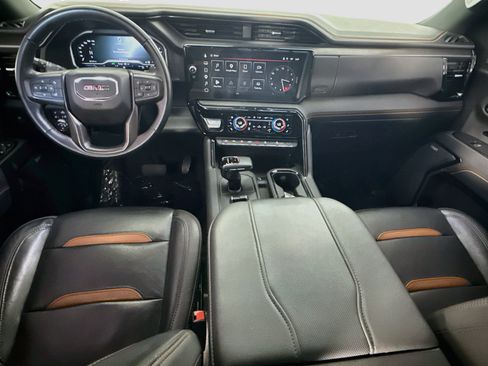 Used 2023 GMC Sierra 1500 AT4 w/ Technology Package AWD/4WD image 25