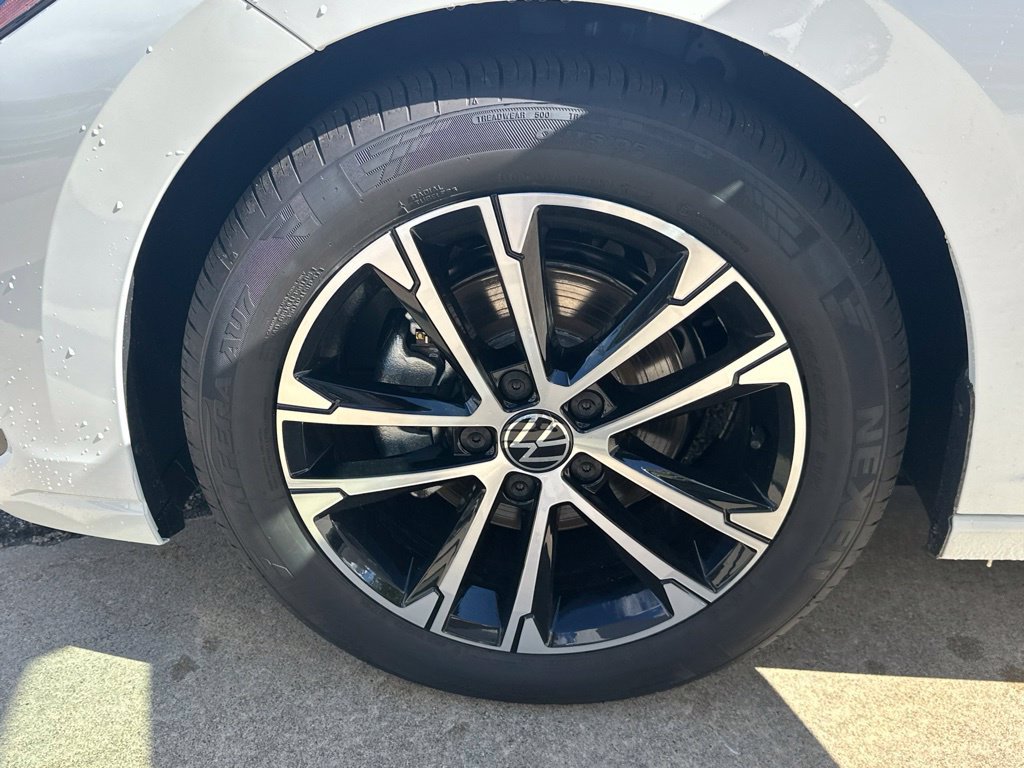 New 2027 Volkswagen Jetta Sport FWD image 30