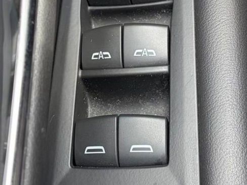 Used 2022 Chevrolet Tahoe LT w/ LT Signature Plus Package AWD/4WD image 17