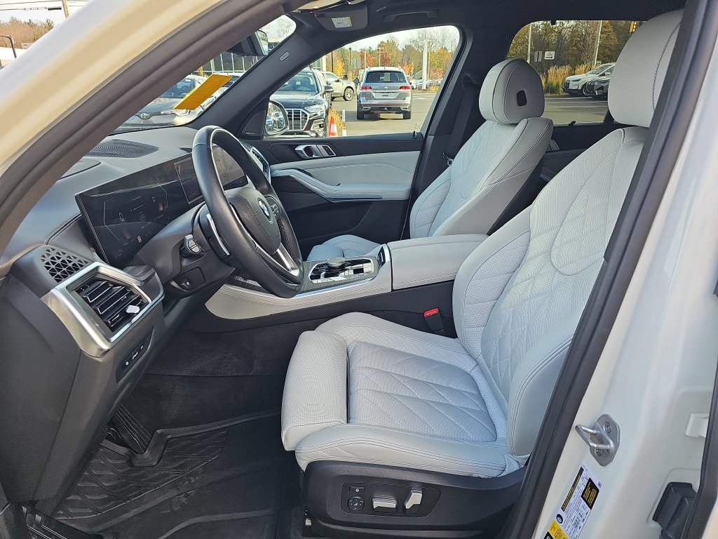 Certified 2024 BMW X5 xDrive40i w/ Premium Package AWD/4WD image 10