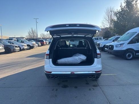 New 2026 Lincoln Aviator Reserve AWD/4WD image 6