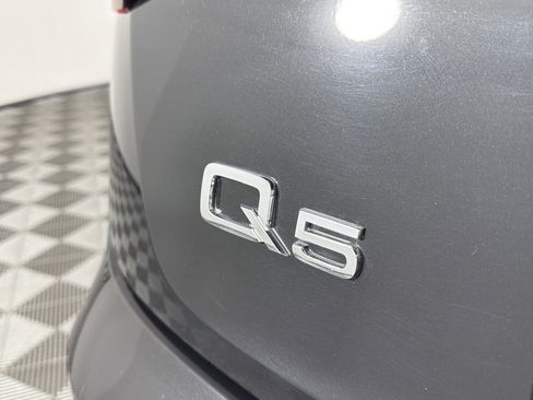Used 2022 Audi Q5 2.0T Premium Plus w/ Premium Plus Package image 25