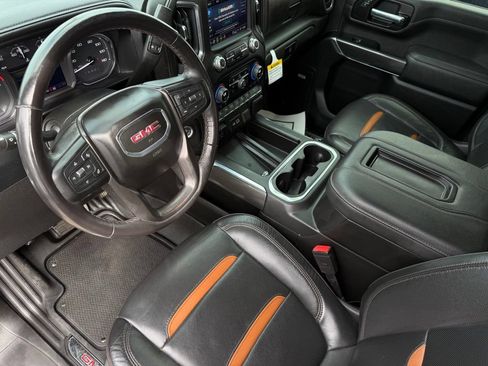 Used 2022 GMC Sierra 2500 AT4 w/ AT4 Preferred Package AWD/4WD image 17