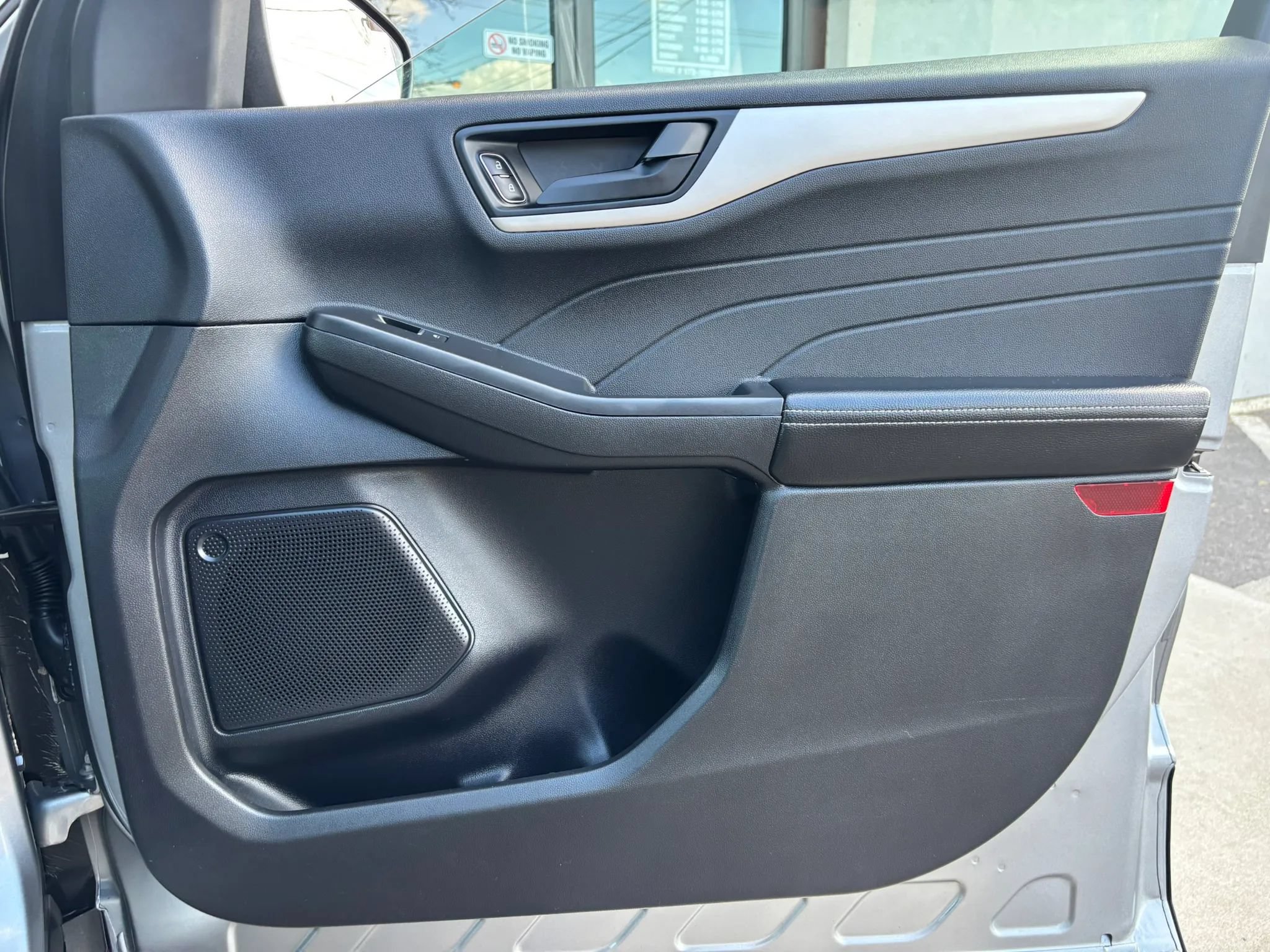 Used 2022 Ford Escape S AWD/4WD image 39