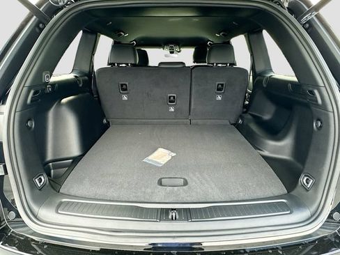 New 2026 Jeep Grand Cherokee Altitude RWD image 6