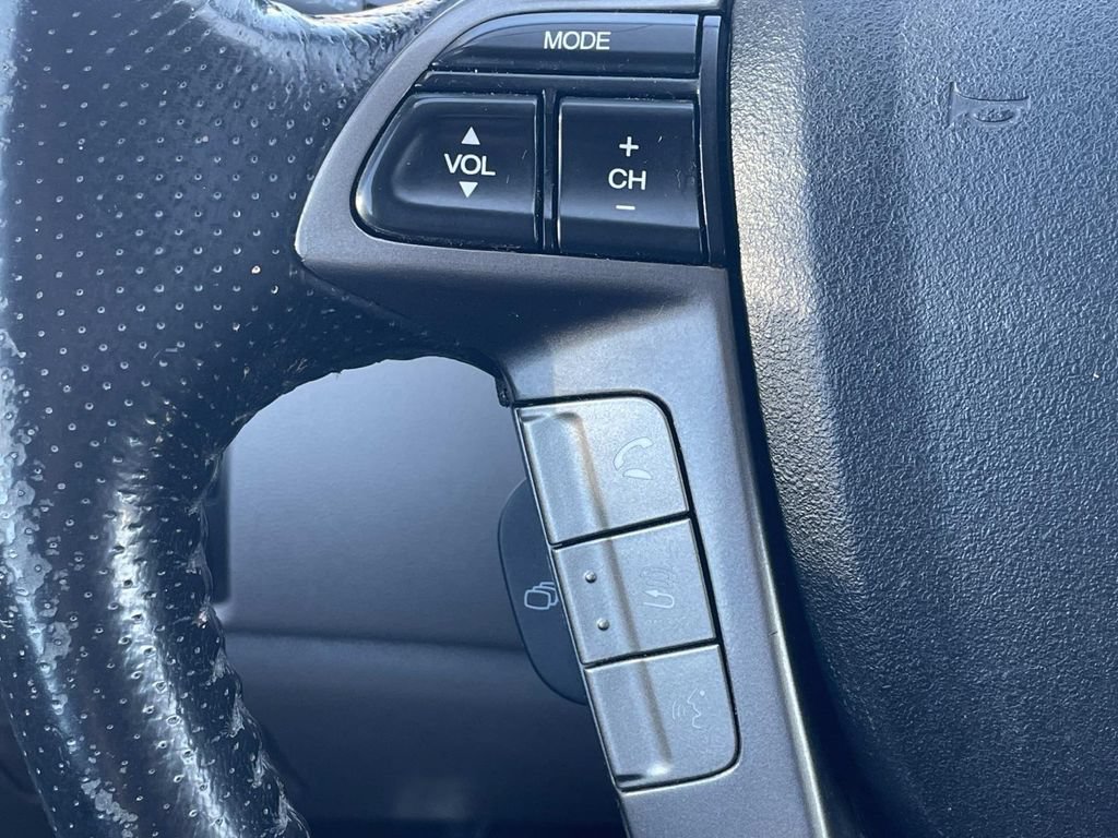 Used 2015 Honda Odyssey Touring Elite image 27
