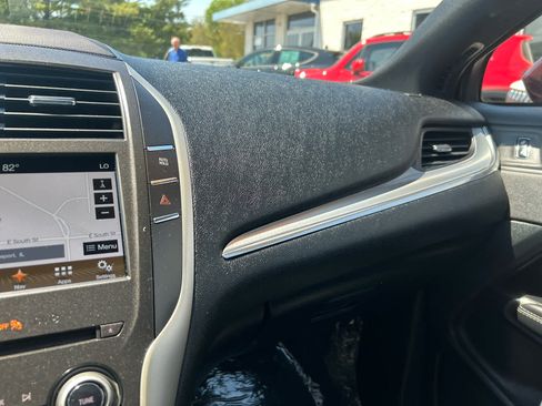 Used 2017 Lincoln MKC Reserve AWD/4WD image 21