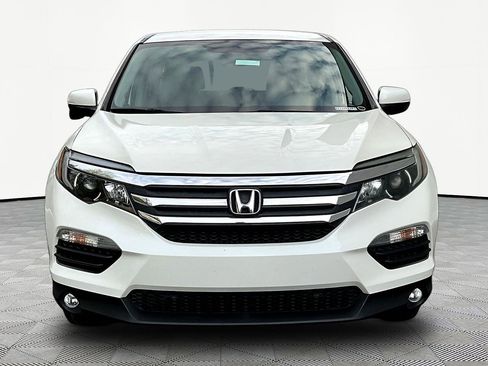 Used 2018 Honda Pilot EX image 2
