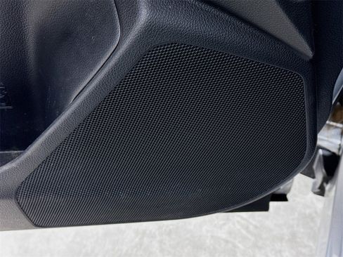 Used 2015 Subaru Forester 2.5i Premium image 19