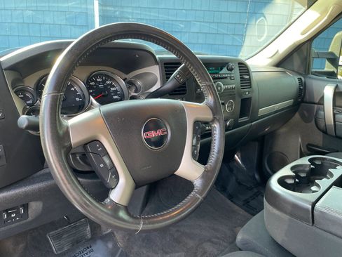 Used 2013 GMC Sierra 2500 SLE w/ SLE Preferred Package image 33