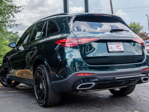 Used 2025 Mercedes-Benz GLC 300 4MATIC image 24