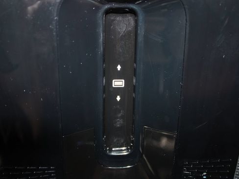 Used 2024 Mercedes-Benz C 300 Sedan image 54