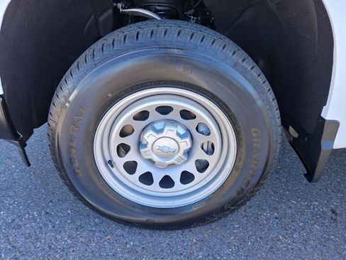 New 2026 Chevrolet Silverado 1500 W/T w/ WT Value Package image 9