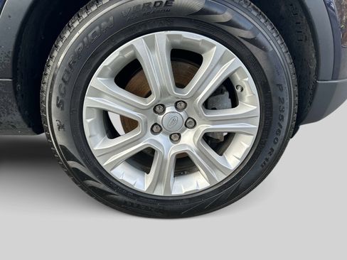 Used 2018 Land Rover Range Rover Evoque SE image 17