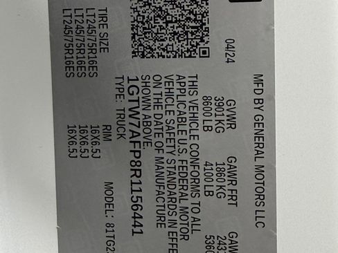 Used 2024 GMC Savana 2500 w/ Driver Convenience Package RWD image 21