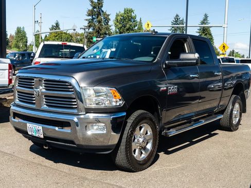 Used 2015 RAM 2500 Big Horn AWD/4WD image 3
