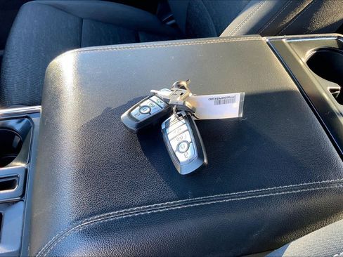 Used 2023 Ford F150 XLT w/ Equipment Group 302A High image 15