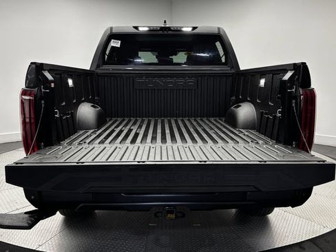 Used 2025 Toyota Tundra Platinum AWD/4WD image 34