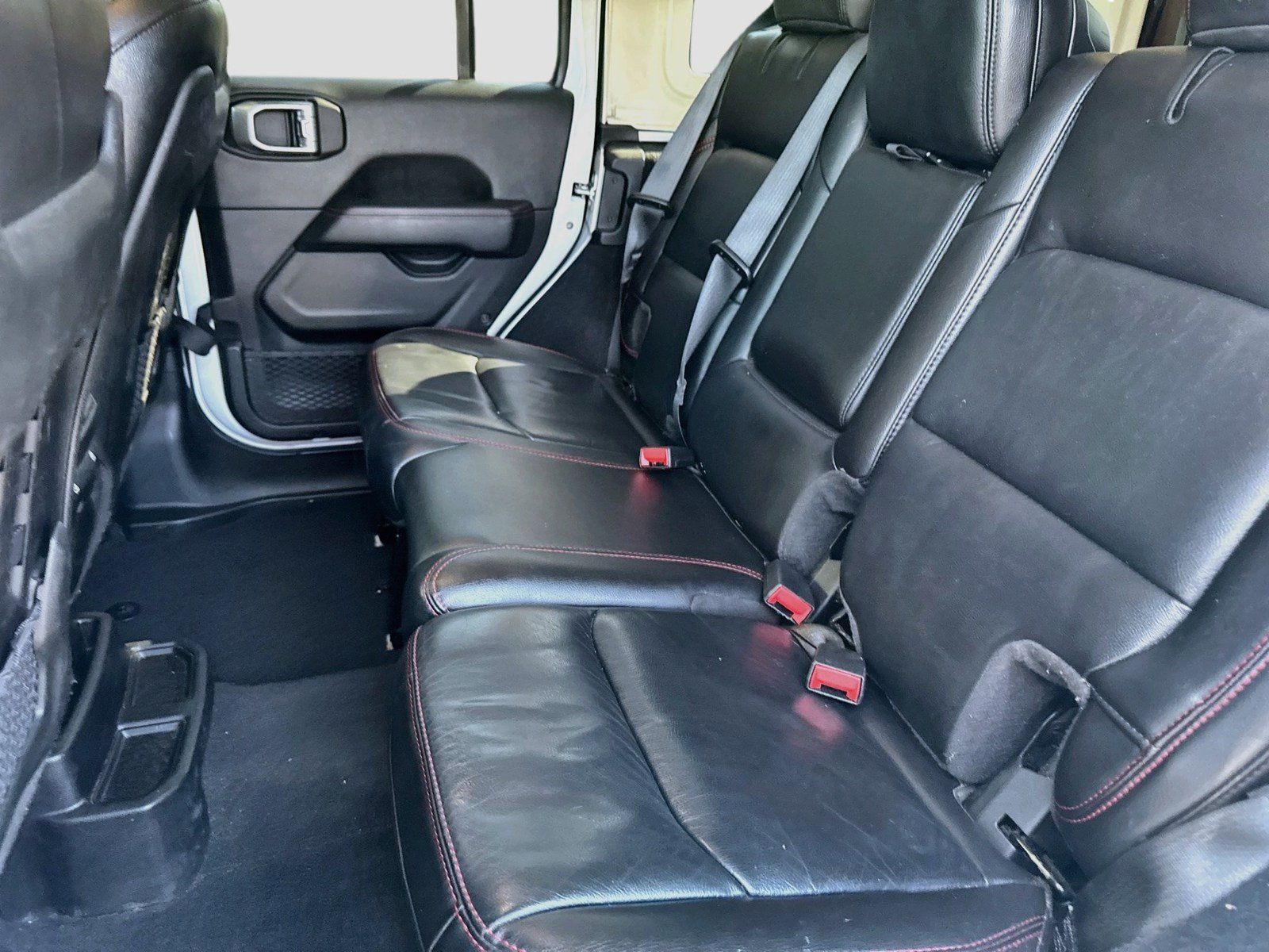 Used 2021 Jeep Wrangler Unlimited Rubicon AWD/4WD image 14