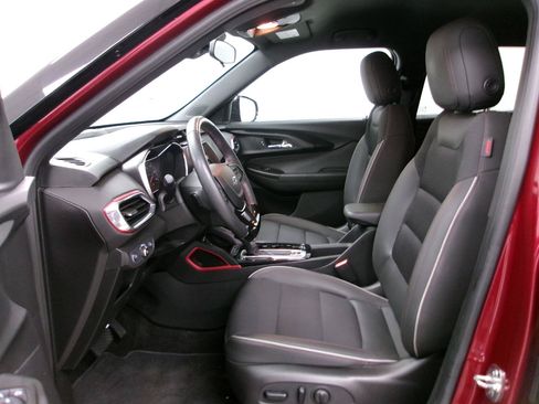 Used 2022 Chevrolet TrailBlazer RS AWD/4WD image 8