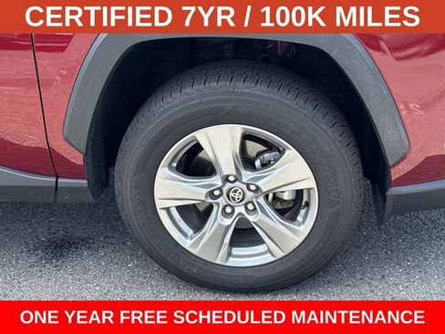 Used 2025 Toyota RAV4 XLE AWD/4WD image 7