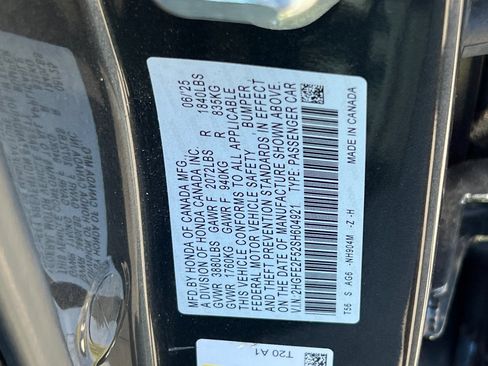Used 2025 Honda Civic Sport image 31