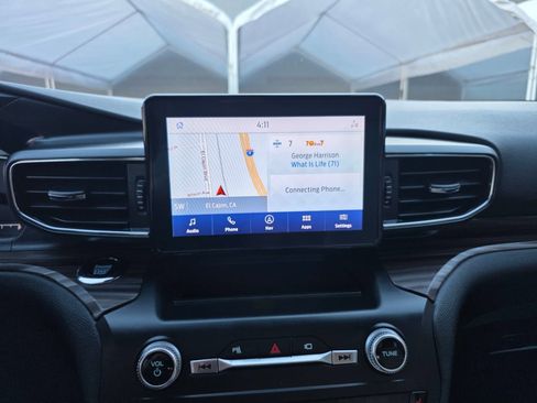 Used 2020 Ford Explorer Limited image 19