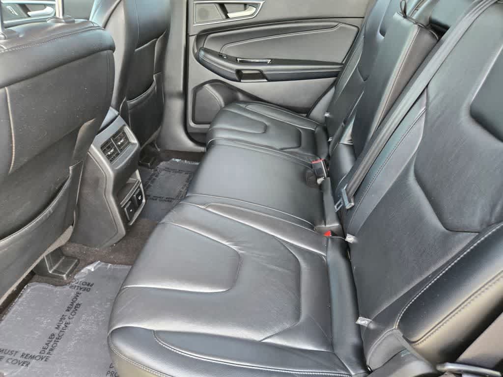 Used 2019 Ford Edge Titanium AWD/4WD image 11