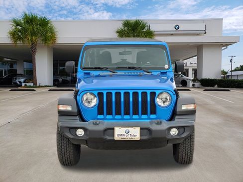 Used 2022 Jeep Wrangler Unlimited Sport image 2