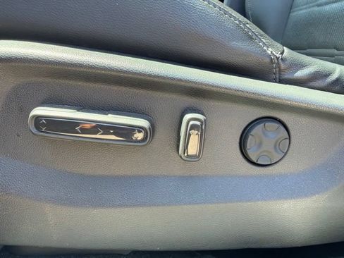 Used 2020 Honda CR-V Touring image 18
