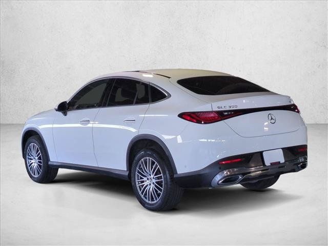 Certified 2024 Mercedes-Benz GLC 300 4MATIC image 11
