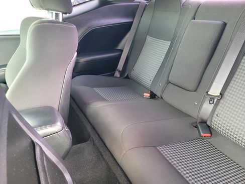 Used 2022 Dodge Challenger GT w/ Blacktop Package image 9