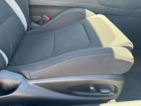 Used 2023 Chevrolet Camaro LT RWD image 34