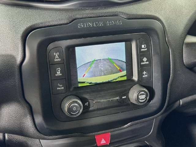 Used 2017 Jeep Renegade Latitude w/ Popular Equipment Group FWD image 17