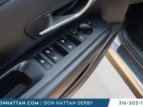 Used 2025 Hyundai Tucson SEL FWD image 18