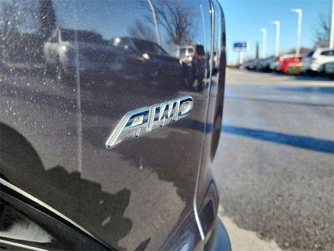 Used 2019 Honda CR-V EX image 6